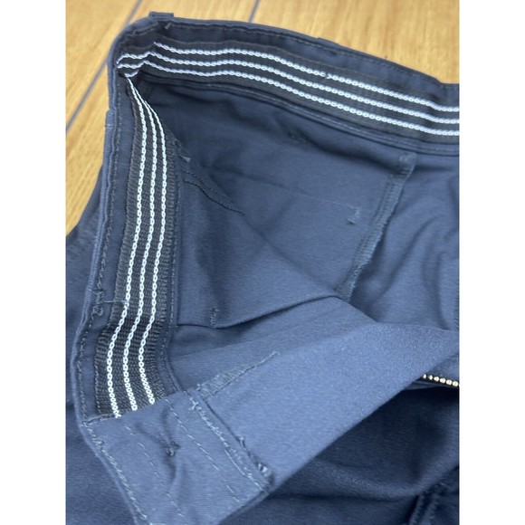 VF Imagewear Men's Cargo Pants Black M/  33 Waist Length  TA22912 NWOT - Picture 12 of 16
